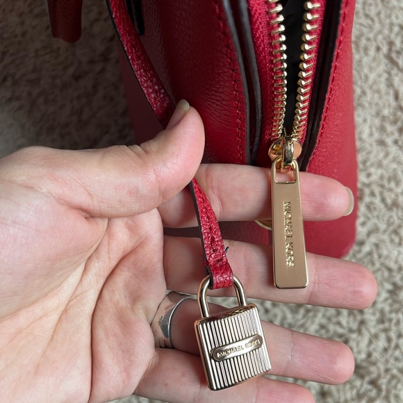 Michael Kors Adele Large Dome Leather Scarlet Satchel - Picture 12 of 14